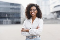 How to Effectively Communicate a Shift in Your Business Model: Tips for Success